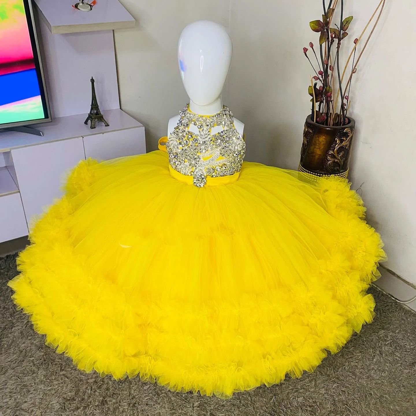 화려한 노란색 꽃의 소녀 드레스 민소매 Tulle 결혼 - Baby Clothing Embroidery 리뷰 및 가격