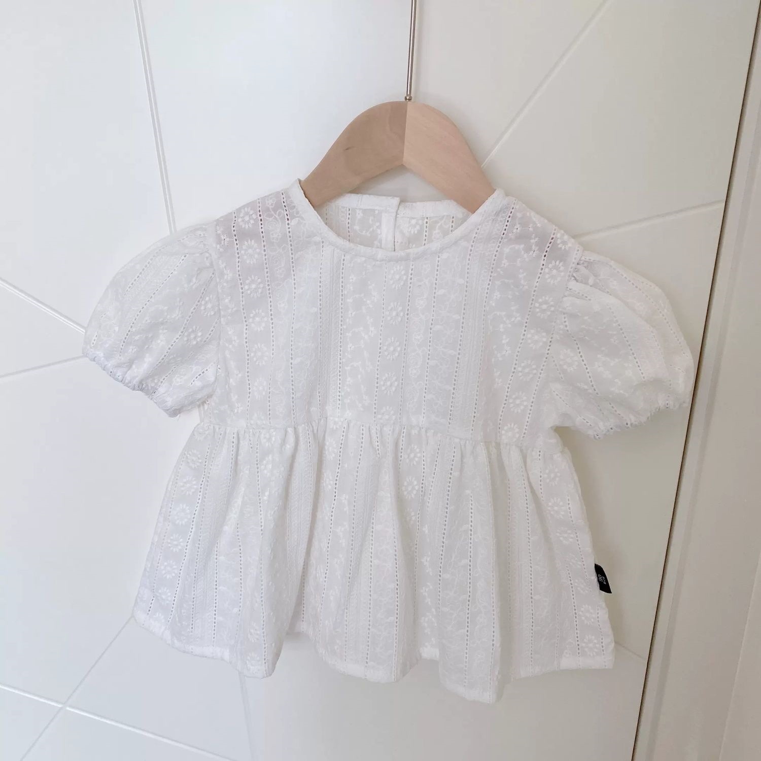 2026 새로운 여름 아기 소녀 퍼프 슬리브 블라우스  - Baby Clothing Embroidery 리뷰 및 가격